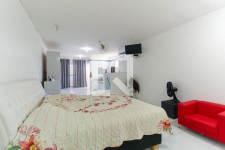 Casa à venda com 349m², 4 quartos e 2 vagas Casa à venda com 349m², 4 quartos e 2 vagasQuarto 3 - Suíte