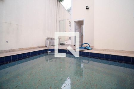 Casa à venda com 350m², 2 quartos e 3 vagas