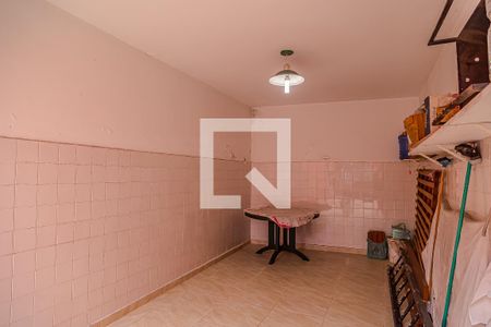 Casa à venda com 168m², 3 quartos e 5 vagas Casa à venda com 168m², 3 quartos e 5 vagasGaragem