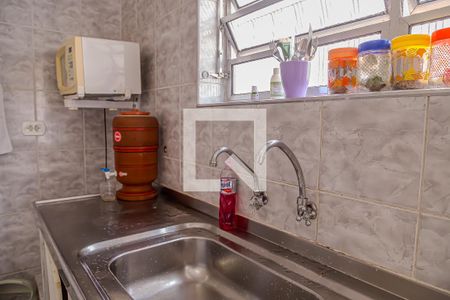 Casa à venda com 168m², 3 quartos e 5 vagas Casa à venda com 168m², 3 quartos e 5 vagasCozinha - Pia