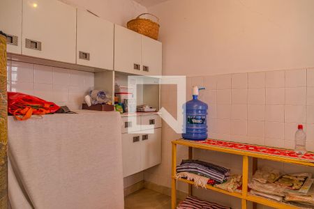 Casa à venda com 168m², 3 quartos e 5 vagas Casa à venda com 168m², 3 quartos e 5 vagasQuarto de Serviço