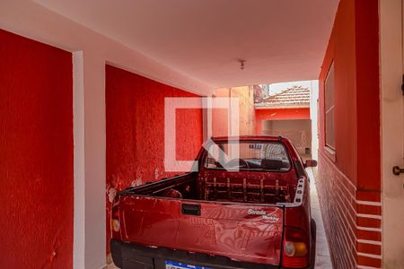 Casa à venda com 168m², 3 quartos e 5 vagas Casa à venda com 168m², 3 quartos e 5 vagasGaragem
