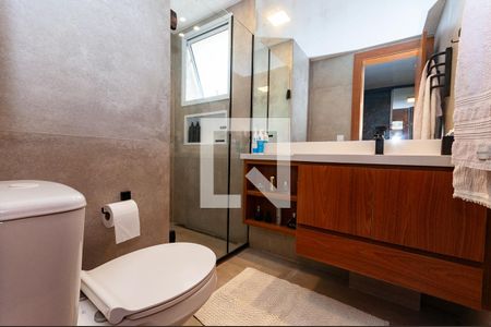 Apartamento à venda com 123m², 2 quartos e 2 vagas Apartamento à venda com 123m², 2 quartos e 2 vagasBanheiro do quarto 2 Suíte