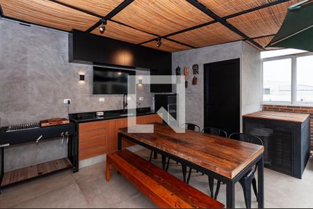 Apartamento à venda com 123m², 2 quartos e 2 vagas Apartamento à venda com 123m², 2 quartos e 2 vagasCobertura - Área Gourmet