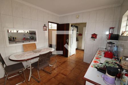 Casa à venda com 250m², 3 quartos e 4 vagasCozinha