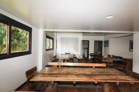Apartamento à venda com 157m², 3 quartos e 2 vagas Apartamento à venda com 157m², 3 quartos e 2 vagasÁrea comum - Salão de festas