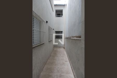 Studio para alugar com 25m², 1 quarto e sem vaga Studio para alugar com 25m², 1 quarto e sem vagaCorredor