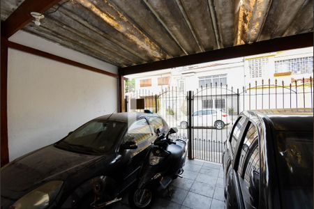 Casa à venda com 302m², 3 quartos e 2 vagasQuintal