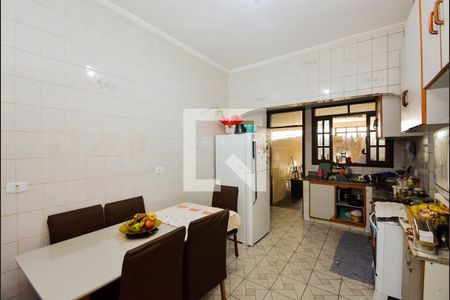 Casa à venda com 302m², 3 quartos e 2 vagasCozinha