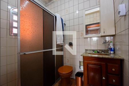 Casa à venda com 302m², 3 quartos e 2 vagasBanheiro da Suíte