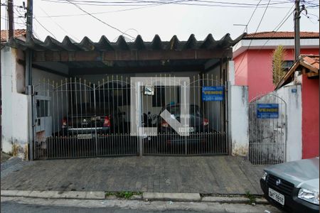 Casa à venda com 302m², 3 quartos e 2 vagasFachada