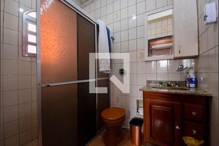 Casa à venda com 302m², 3 quartos e 2 vagasBanheiro da Suíte