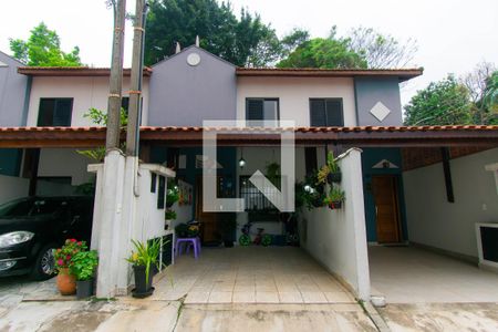 Casa de condomínio à venda com 92m², 2 quartos e 1 vaga Casa de condomínio à venda com 92m², 2 quartos e 1 vagaFachada