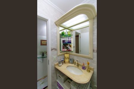 Casa de condomínio à venda com 92m², 2 quartos e 1 vaga Casa de condomínio à venda com 92m², 2 quartos e 1 vagaBanheiro