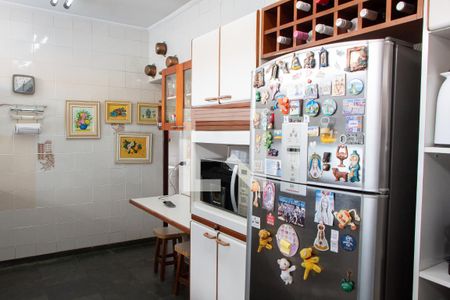 Casa à venda com 288m², 3 quartos e 2 vagas Casa à venda com 288m², 3 quartos e 2 vagasCOZINHA