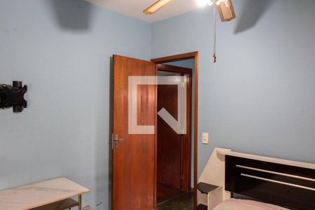 Casa à venda com 288m², 3 quartos e 2 vagas Casa à venda com 288m², 3 quartos e 2 vagasQUARTO 2