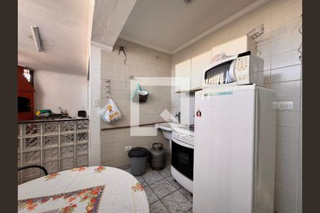 Casa à venda com 187m², 3 quartos e 4 vagas Casa à venda com 187m², 3 quartos e 4 vagasCozinha/Área de Serviço