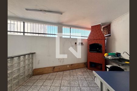 Casa à venda com 187m², 3 quartos e 4 vagas Casa à venda com 187m², 3 quartos e 4 vagasChurrasqueira