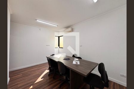 Casa à venda com 187m², 3 quartos e 4 vagas Casa à venda com 187m², 3 quartos e 4 vagasQuarto 1