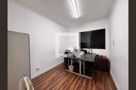 Casa à venda com 187m², 3 quartos e 4 vagas Casa à venda com 187m², 3 quartos e 4 vagasQuarto 2