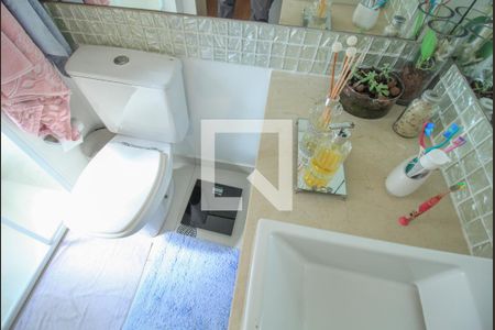 Apartamento à venda com 101m², 3 quartos e 2 vagas Apartamento à venda com 101m², 3 quartos e 2 vagasBanheiro/Suíte