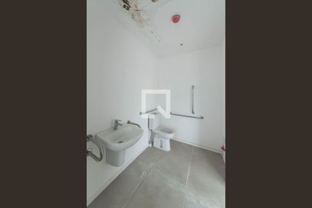 Apartamento à venda com 105m², 2 quartos e 2 vagas Apartamento à venda com 105m², 2 quartos e 2 vagasBanheiro da Suíte 1