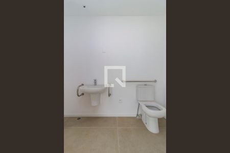 Apartamento à venda com 105m², 2 quartos e 2 vagasSuíte 1 - Banheiro