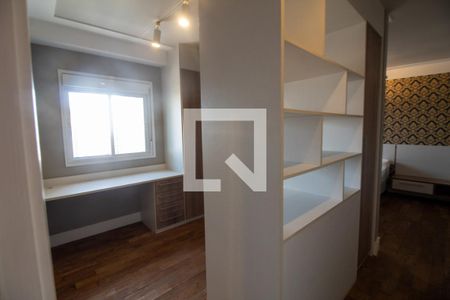 Apartamento à venda com 109m², 3 quartos e 2 vagas Apartamento à venda com 109m², 3 quartos e 2 vagasCloset da suíte