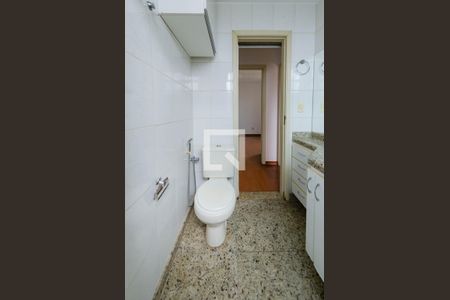 Apartamento à venda com 55m², 2 quartos e 2 vagas Apartamento à venda com 55m², 2 quartos e 2 vagasBanheiro