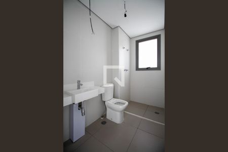 Apartamento à venda com 145m², 3 quartos e 3 vagas Apartamento à venda com 145m², 3 quartos e 3 vagasBanheiro da Suíte 1