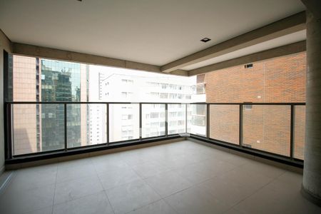 Apartamento à venda com 145m², 3 quartos e 3 vagas Apartamento à venda com 145m², 3 quartos e 3 vagasVaranda da Sala