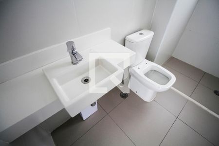 Apartamento à venda com 145m², 3 quartos e 3 vagas Apartamento à venda com 145m², 3 quartos e 3 vagasBanheiro da Suíte 1