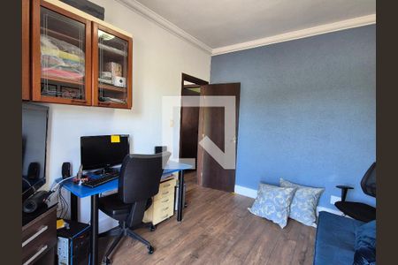 Casa à venda com 252m², 4 quartos e 5 vagas Casa à venda com 252m², 4 quartos e 5 vagasQuarto 1