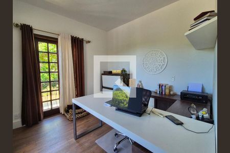 Casa à venda com 252m², 4 quartos e 5 vagas Casa à venda com 252m², 4 quartos e 5 vagasQuarto 2