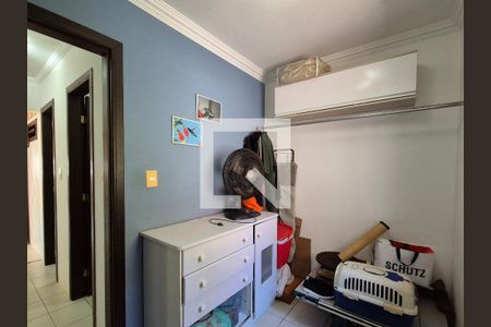 Casa à venda com 252m², 4 quartos e 5 vagas Casa à venda com 252m², 4 quartos e 5 vagasQuarto de serviço