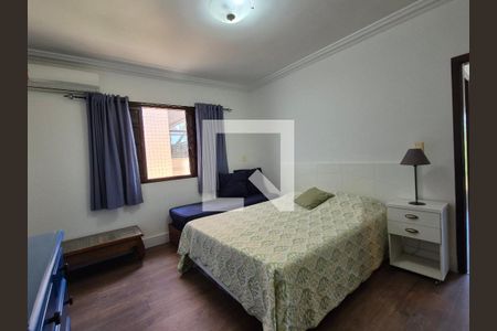 Casa à venda com 252m², 4 quartos e 5 vagas Casa à venda com 252m², 4 quartos e 5 vagasSuite 1