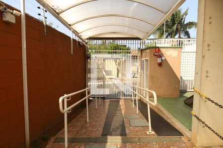 Apartamento para alugar com 45m², 2 quartos e 1 vagaÁrea comum - Portaria