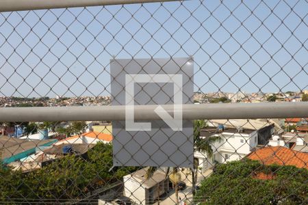 Apartamento para alugar com 45m², 2 quartos e 1 vagaPlaca instalada na grade da sacada do apartamento - 4º andar