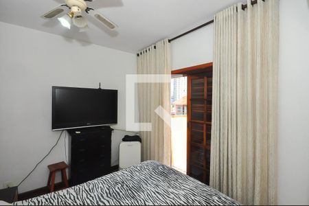 Casa à venda com 130m², 3 quartos e 2 vagas Casa à venda com 130m², 3 quartos e 2 vagasSuíte