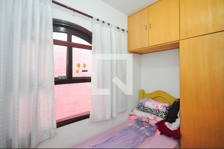 Casa à venda com 130m², 3 quartos e 2 vagas Casa à venda com 130m², 3 quartos e 2 vagasQuarto 2