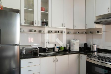 Apartamento à venda com 103m², 4 quartos e 2 vagasCozinha