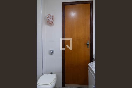 Apartamento à venda com 103m², 4 quartos e 2 vagasBanheiro da Suíte