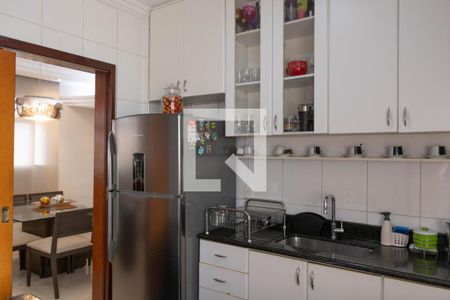 Apartamento à venda com 103m², 4 quartos e 2 vagasCozinha