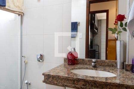 Apartamento à venda com 103m², 4 quartos e 2 vagasBanheiro Social