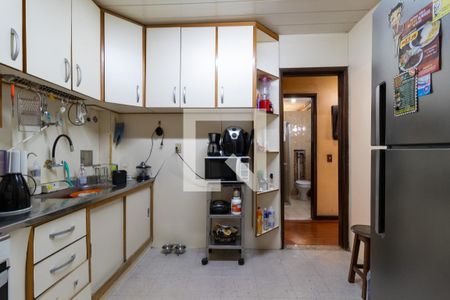 Apartamento à venda com 77m², 3 quartos e sem vaga Apartamento à venda com 77m², 3 quartos e sem vagaCozinha