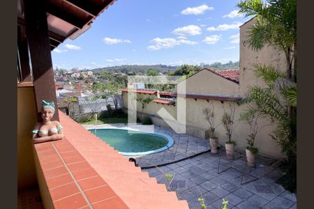 Casa à venda com 370m², 4 quartos e 4 vagasVaranda Quarto 3