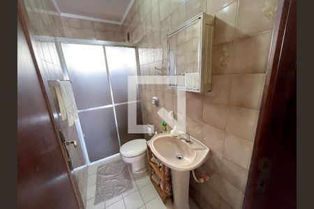 Casa à venda com 370m², 4 quartos e 4 vagasBanheiro Quarto 3