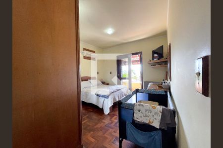 Casa à venda com 370m², 4 quartos e 4 vagasQuarto 2