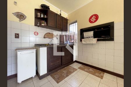 Casa à venda com 370m², 4 quartos e 4 vagasÁrea externa 