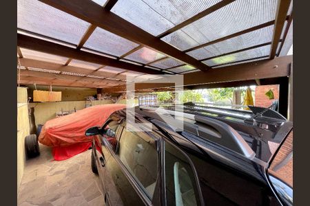 Casa à venda com 370m², 4 quartos e 4 vagasÁrea externa 